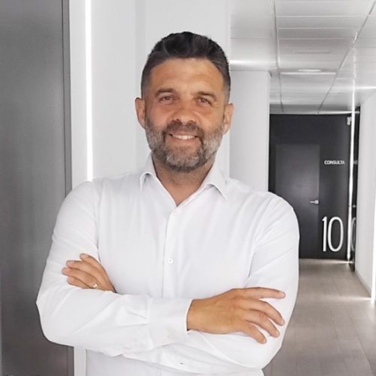 CARLES - PSICÓLOGO 500x500